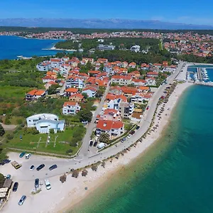 Meri-puntamika Apartment Zadar